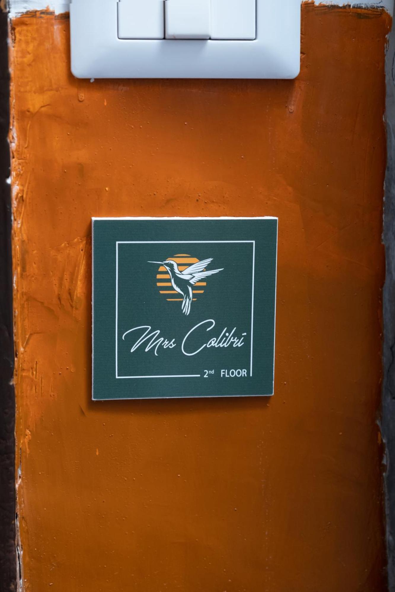Colibri A Piazza Dante Apartamento Nápoles Exterior foto
